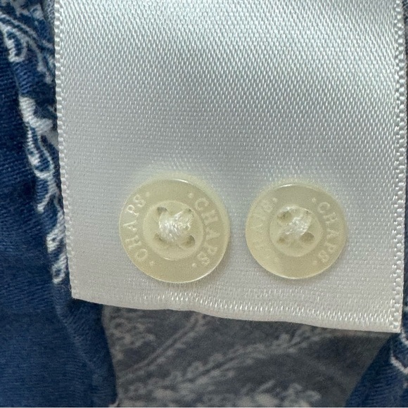 Chaps Blue White Paisley Floral No Iron Button Down Shirt Women’s Size S - Picture 11 of 12